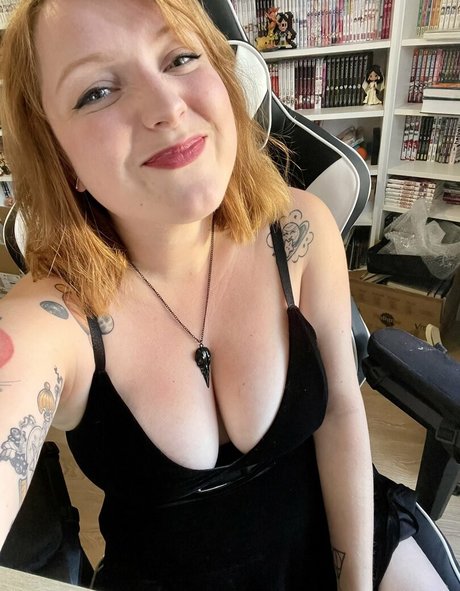 blonde milf onlyfans sexy naked photos