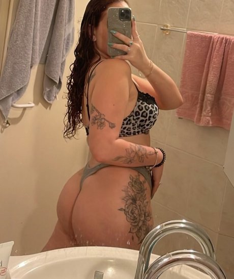 Hila Almog exclusive actress images