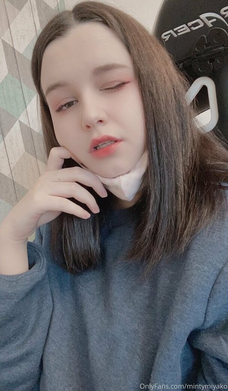 teen tits onlyfans beautiful pics