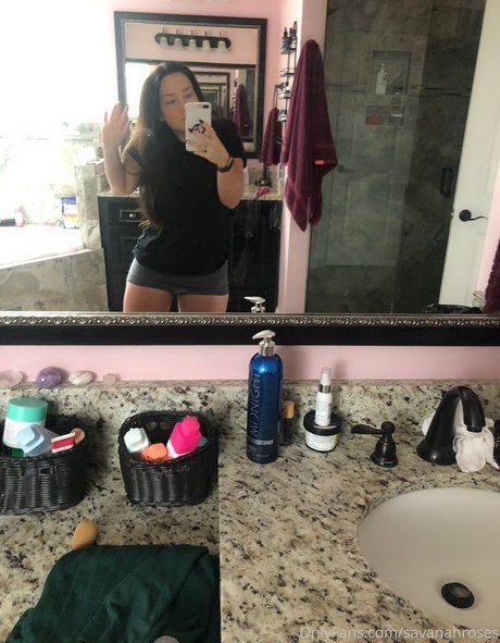 mature solo onlyfans beautiful nude photo