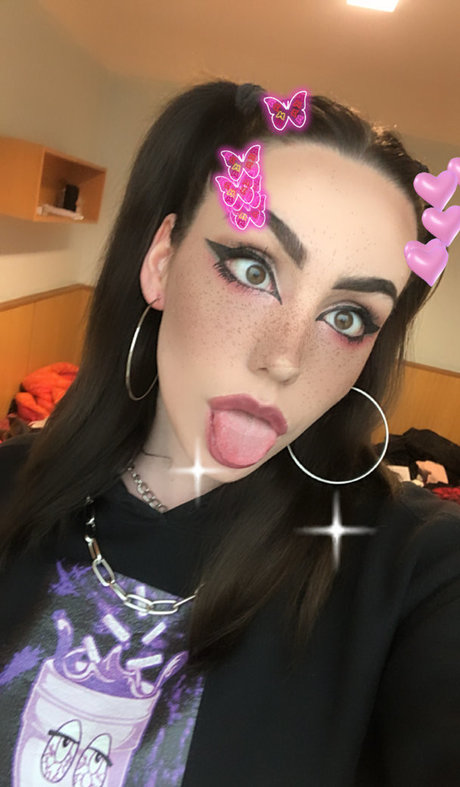 ana uhiram star perfect picture