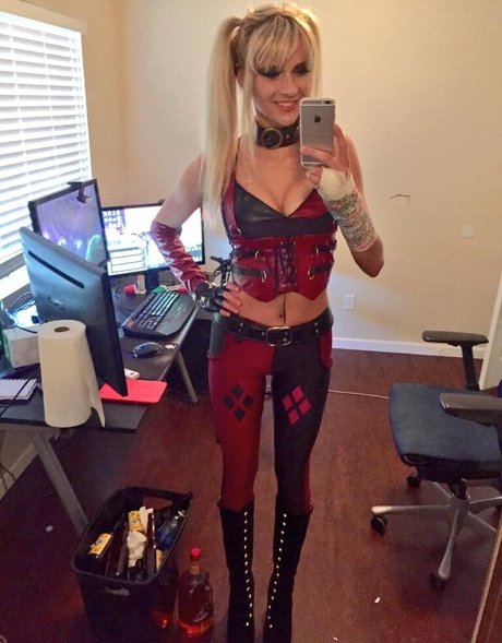 Legendarylea exclusive star pictures