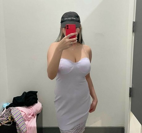 milf pregnant onlyfans free nude photo