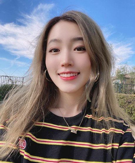 Yoojin xxx star photos