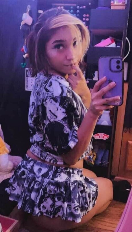 flat chested onlyfans beautiful xxx picture