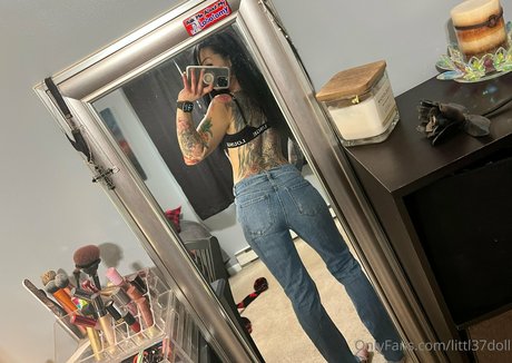 Little Doll free pornstar img