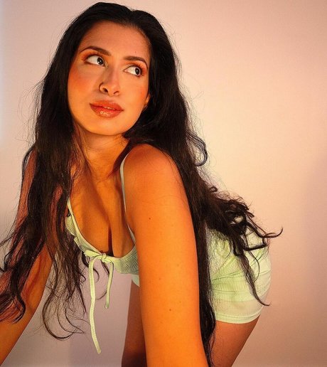 Lainielovee actress archive