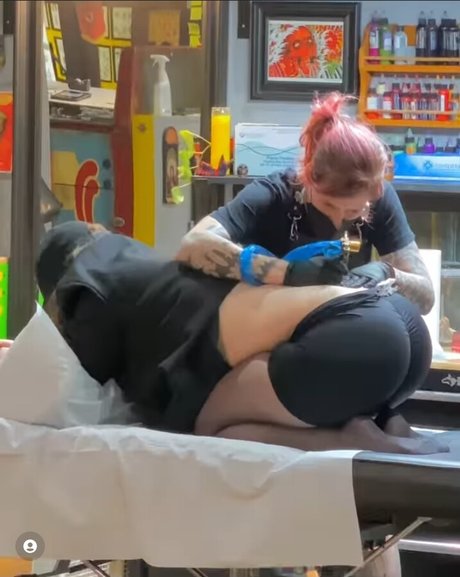 Lovelylillian naked star img