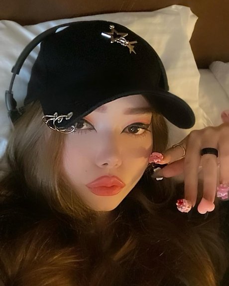 Lovelylillian model nude images