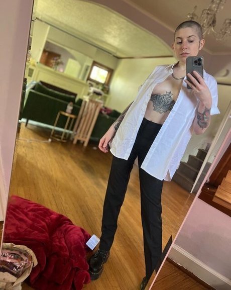 Wesley Fox model beautiful images