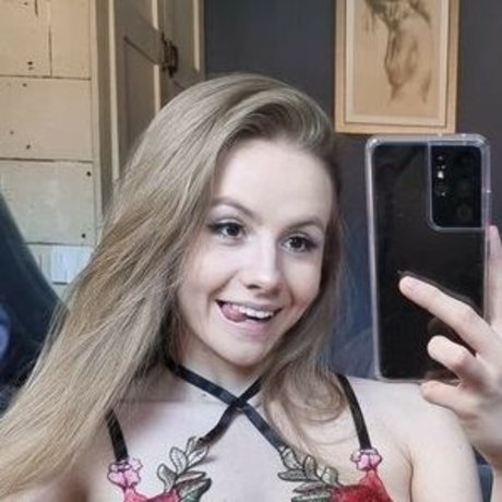 Kellie Butler actress archive