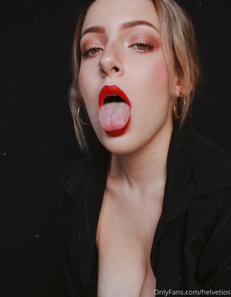 Oriana Leal nudes model archive