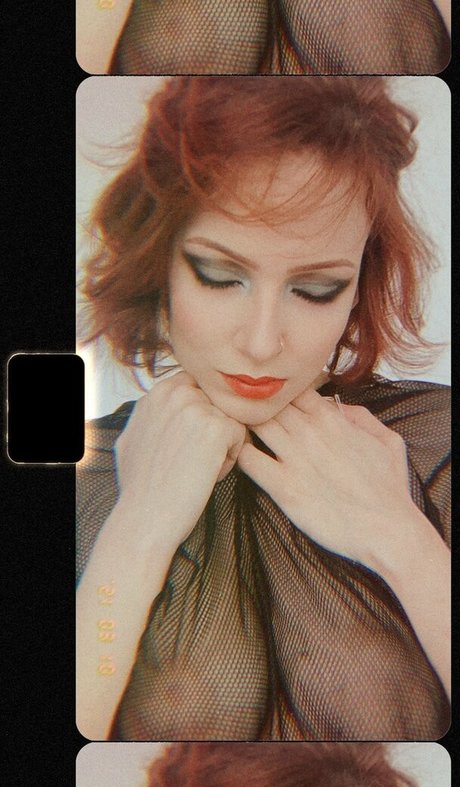 british redhead onlyfans beautiful photo