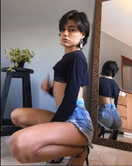 Ysabella Kyle free model picture