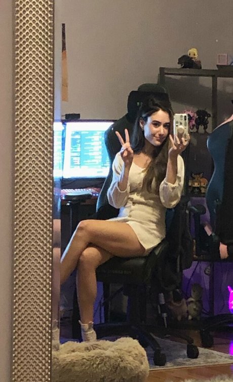 Melipastel pornstar naked pics