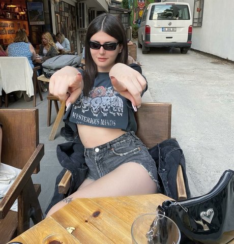 derin4y star hd photos