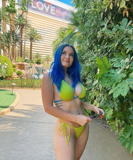 Annalise Mahanes pornstar free archive