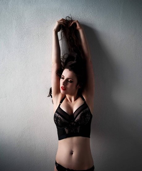 Fine Wolfanguar pornographic model pic