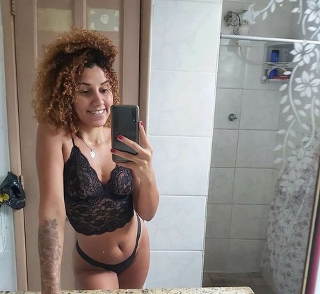 Nenistricolor naked pornstar archive