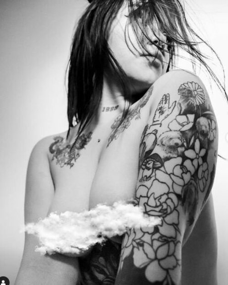 milf pussy onlyfans naked image