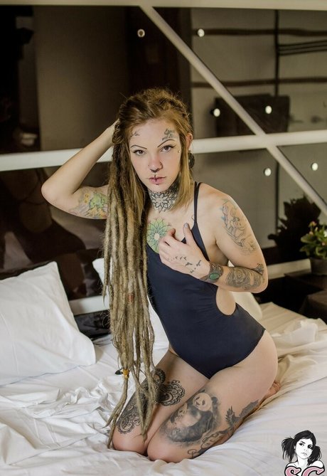 big tits young onlyfans top picture