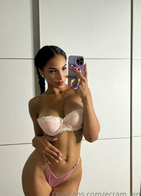 Ecram pornstar adult pictures