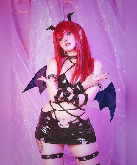 Lyn Cosplay erotic model pictures