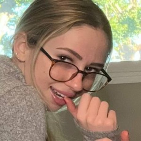 man onlyfans sexy pic