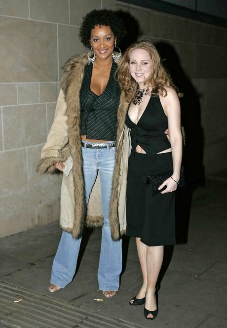 crossdresser onlyfans nudes image