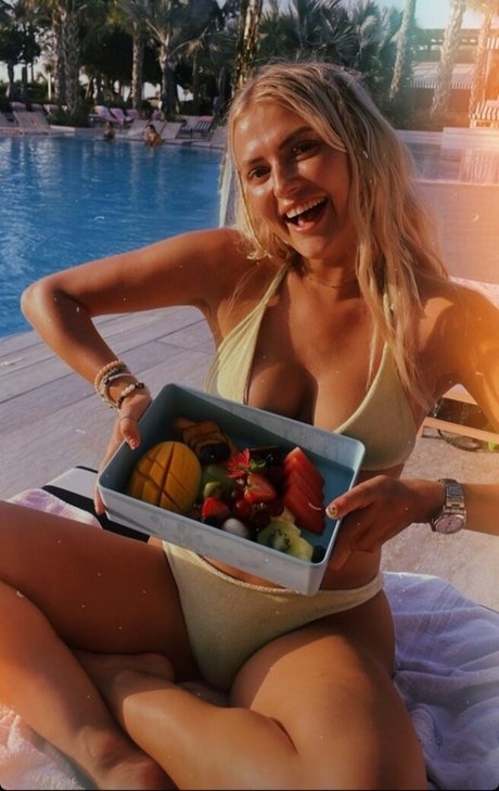 feet slave onlyfans art porn archive