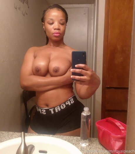 Sweetest Peach pornstar xxx images