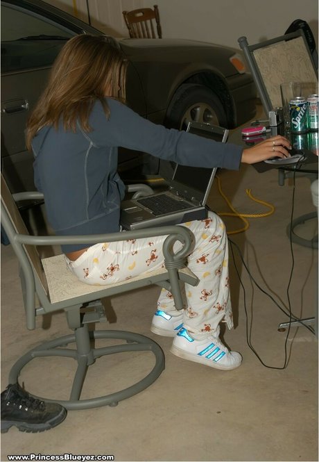 PrincessBlueyez sex pornstar photos