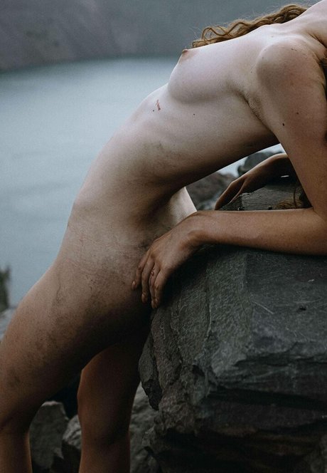 strip nude onlyfans nude pics