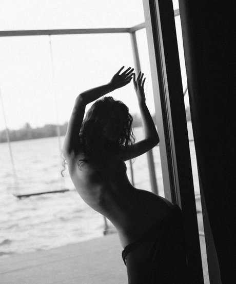 teen lingerie onlyfans hd picture