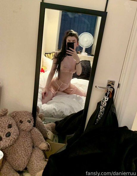 danierruu pornstar hd photos