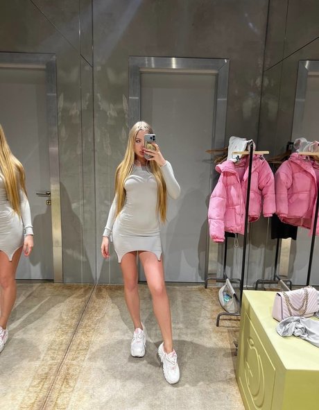 diluu11 model nudes pictures