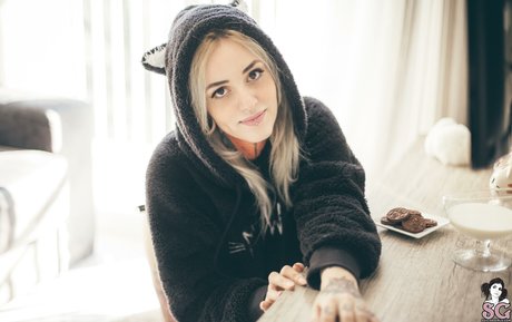 Majora Suicide star nice photos