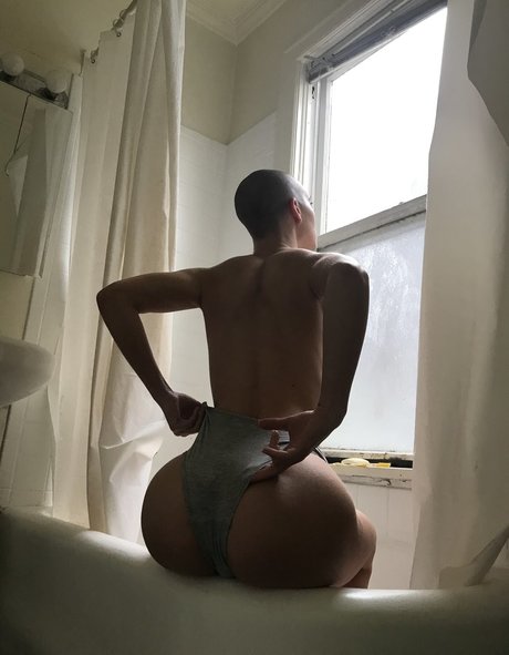 Mamakat free actress gallery