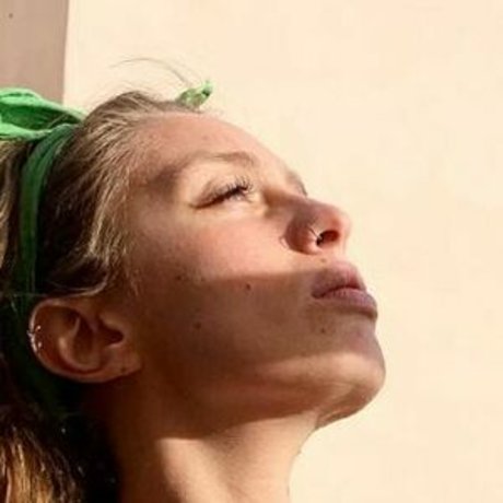 MidoriShake hd model photo