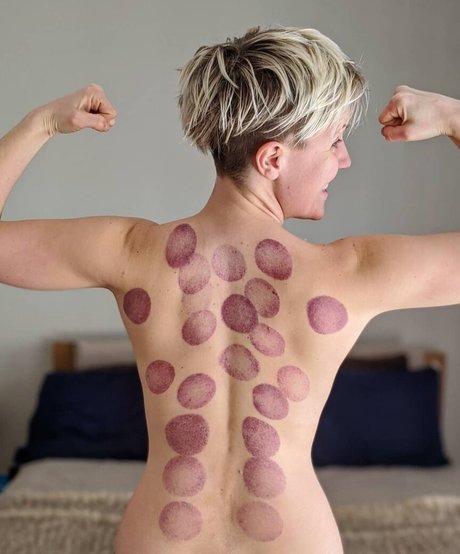 Hannah Hart perfect pornstar images