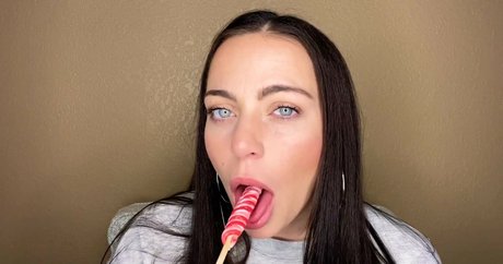 Jackie Does ASMR model exclusive pic