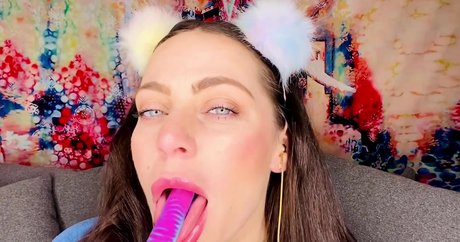 Jackie Does ASMR best actress photo