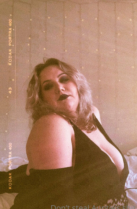 mirror onlyfans top image