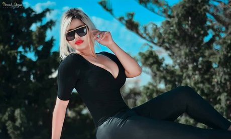 Ahlem erotic star photos