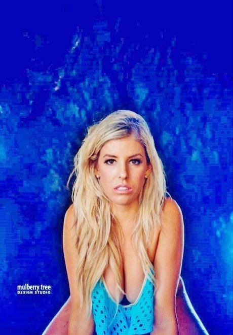 Rebecca Zamolo model perfect pic