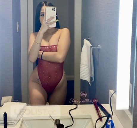 Baby Lily hot star gallery