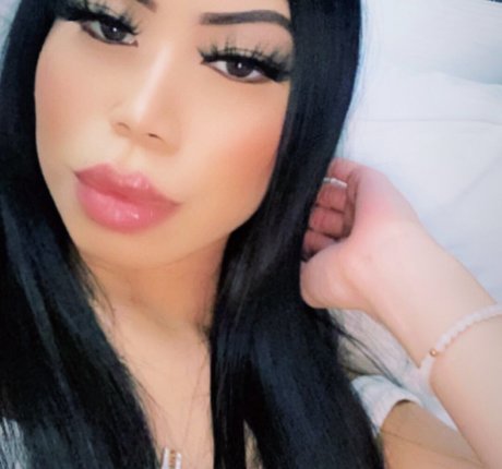 Baby Lily model nudes photo