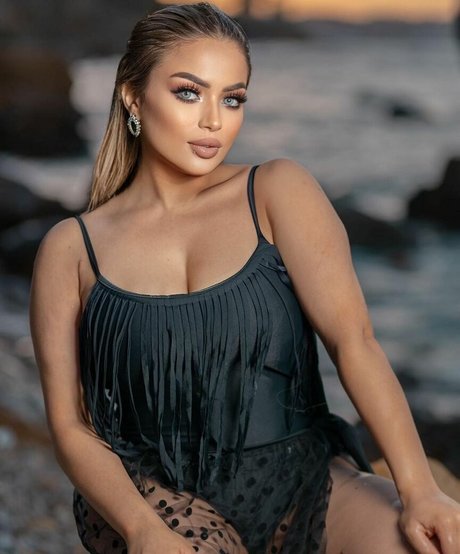 Deli Sana pornographic model archive