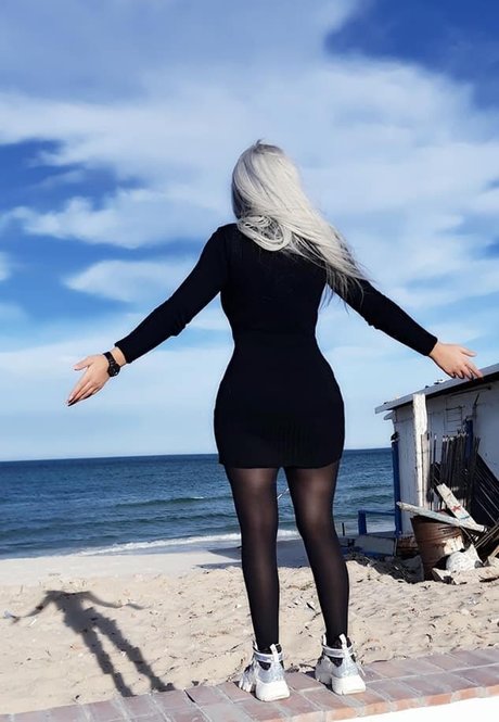 Wiem Yahia art pornstar picture