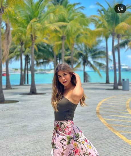 Malak Koura adult actress gallery